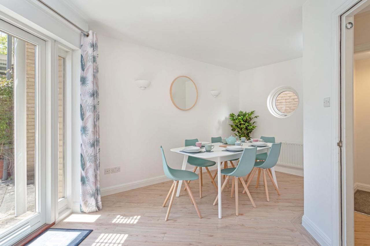 2 Bedroom City Centre Townhouse - With Parking Cambridge  Exterior photo