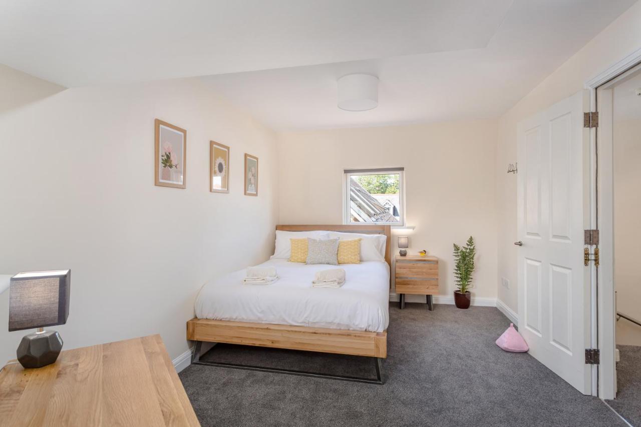 2 Bedroom City Centre Townhouse - With Parking Cambridge  Exterior photo
